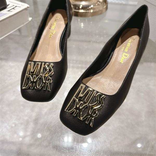 20251127171541597 270